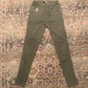 H&M Jeans size 4 ankle length high wasted pants